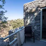 Messes Traditional Stone House With Amazing Sea View 2 Mandraki (Nisyros)