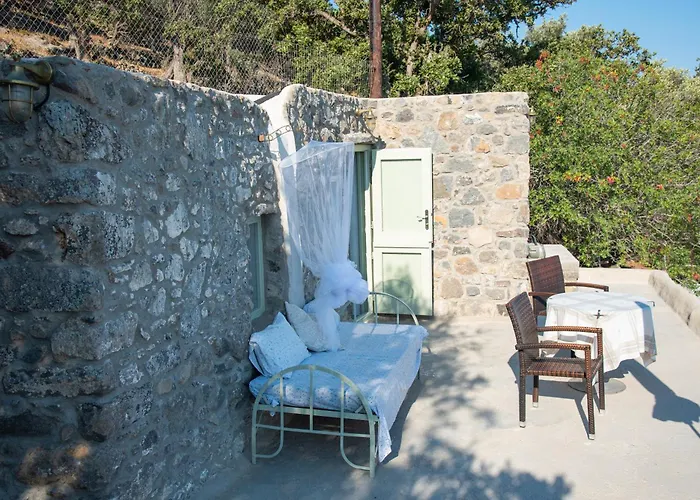Messes Traditional Stone House With Amazing Sea View 2 Tatil Evi