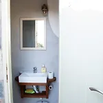 Messes Traditional Stone House With Amazing Sea View 2 Case de vacanță
