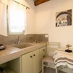 Messes Traditional Stone House With Amazing Sea View 2 Case de vacanță
