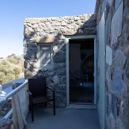 Messes Traditional Stone House With Amazing Sea View 2 * Mandrákion