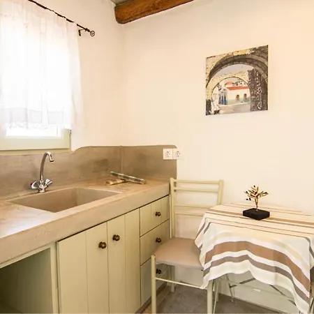 Messes Traditional Stone House With Amazing Sea View 2 *