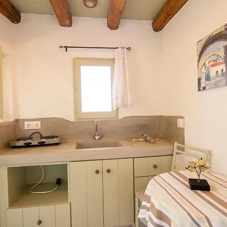 Messes Traditional Stone House With Amazing Sea View 2 *